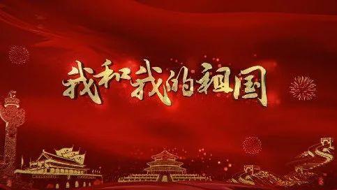 逃离残破的船只