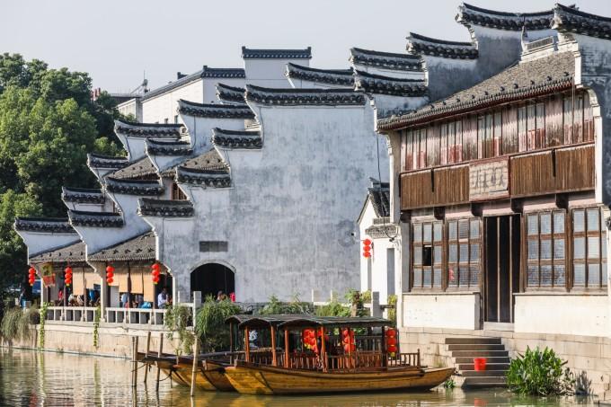 突然肘部很疼，不知道用什么可以更快改善？游戏画面